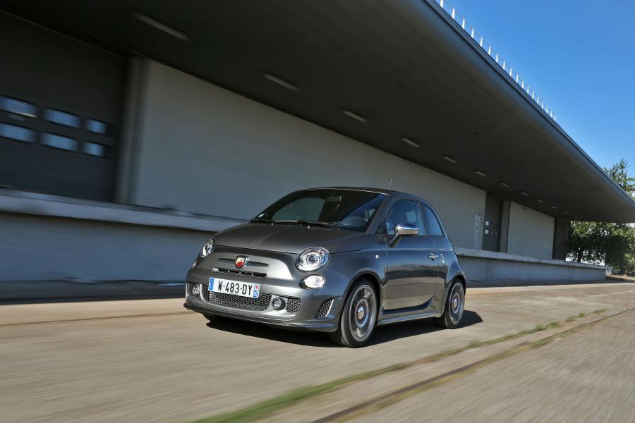  Abarth 595 Competizione 2012 года  (фото 31 из 47)